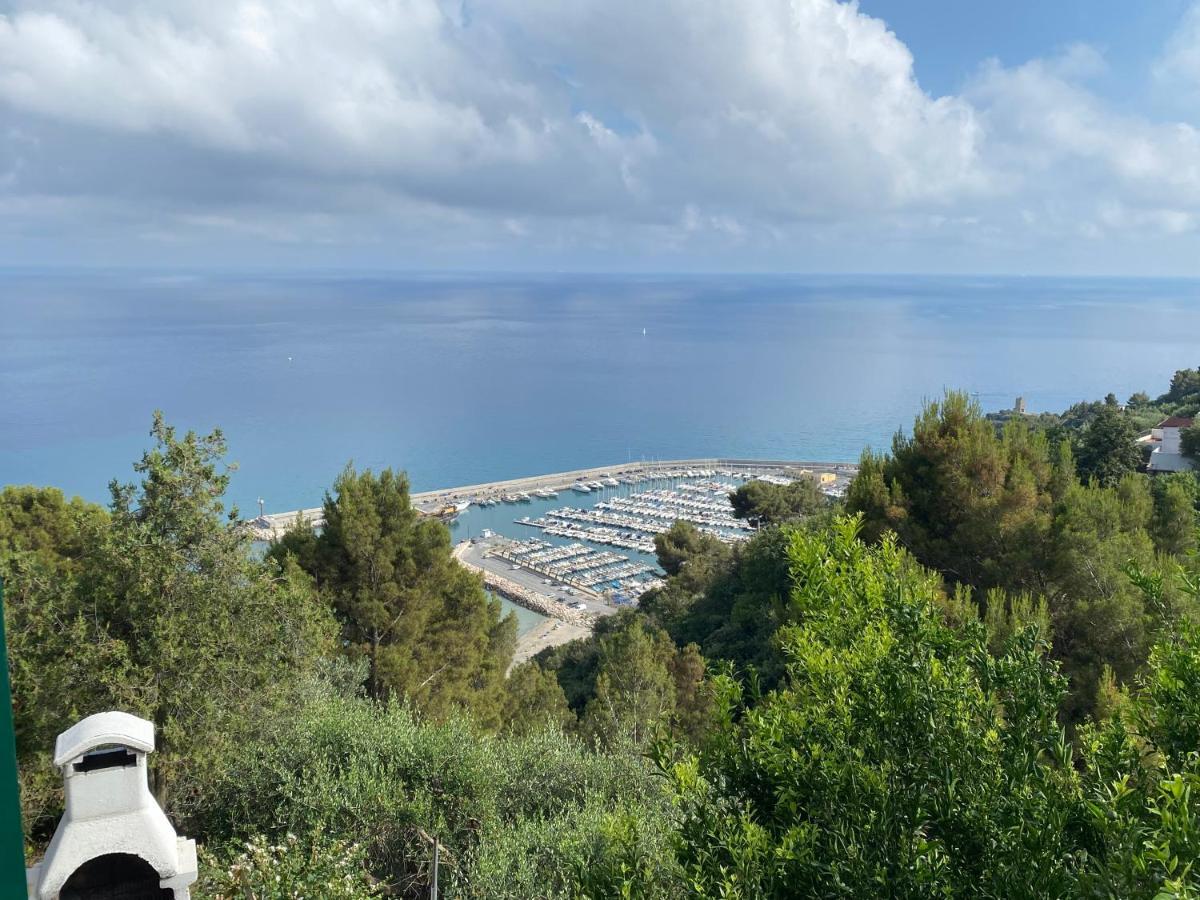“Da Senso” Relax Nel Verde Vista Mare Финале Лигуре Екстериор снимка